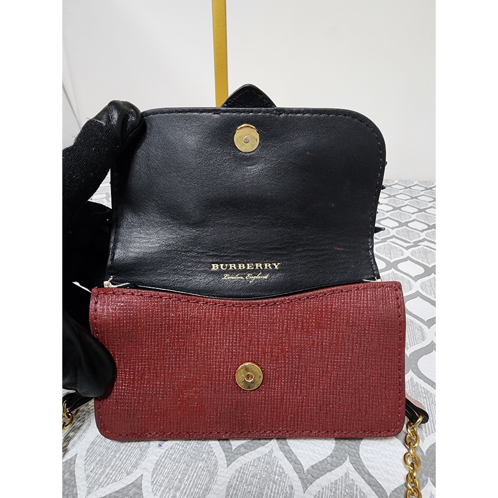Burberry Owl Chain-Linked Crossbody Bag Multicolored - Picture 14 of 15